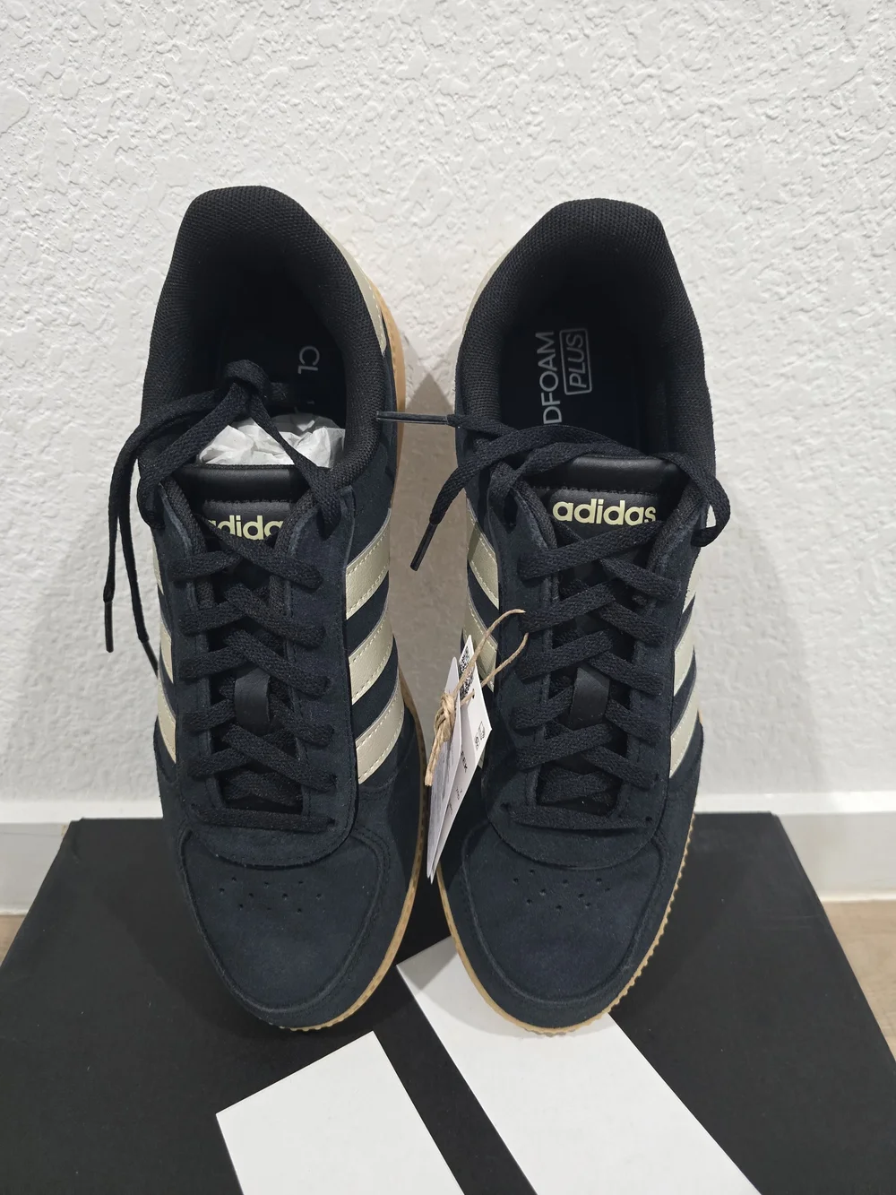 Adidas Breaknet Sleet Women'sBlack and Gold Court-Style Sneakers